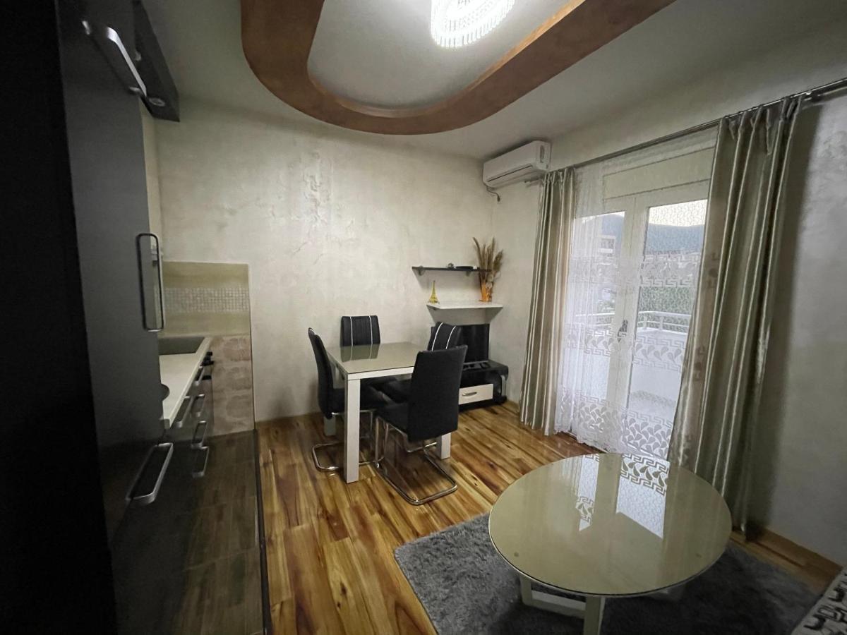 Apartments Zevs 1 بودفا المظهر الخارجي الصورة