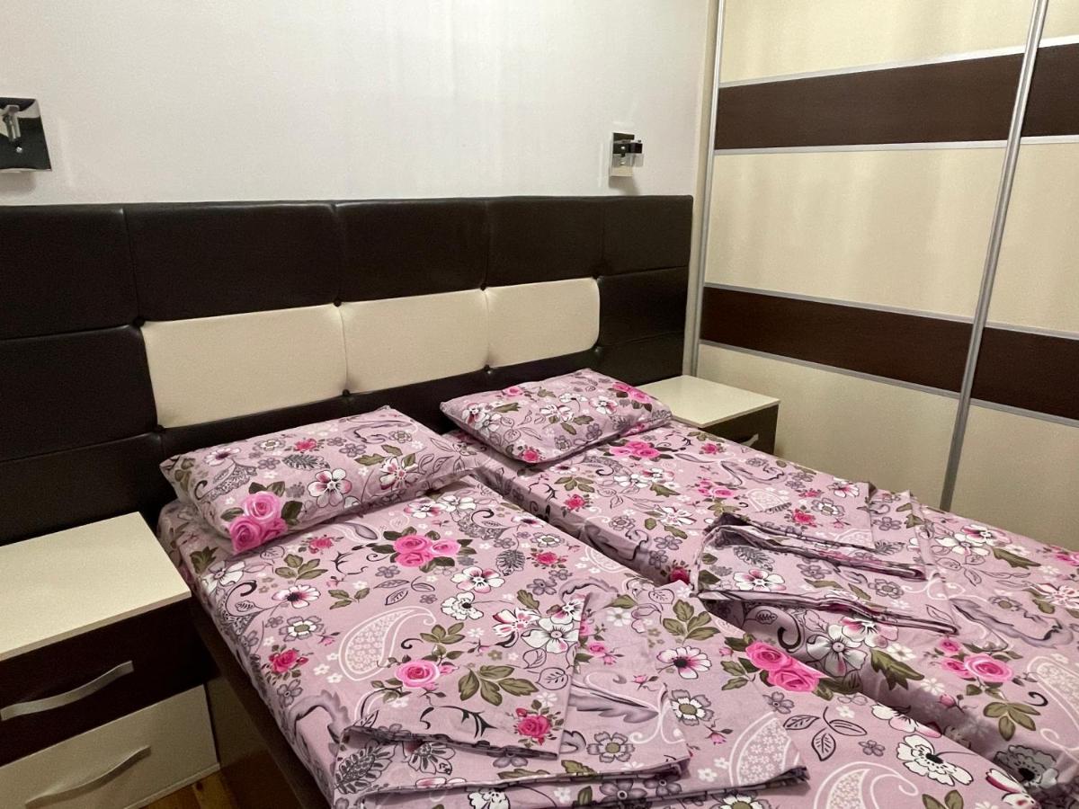 Apartments Zevs 1 بودفا المظهر الخارجي الصورة